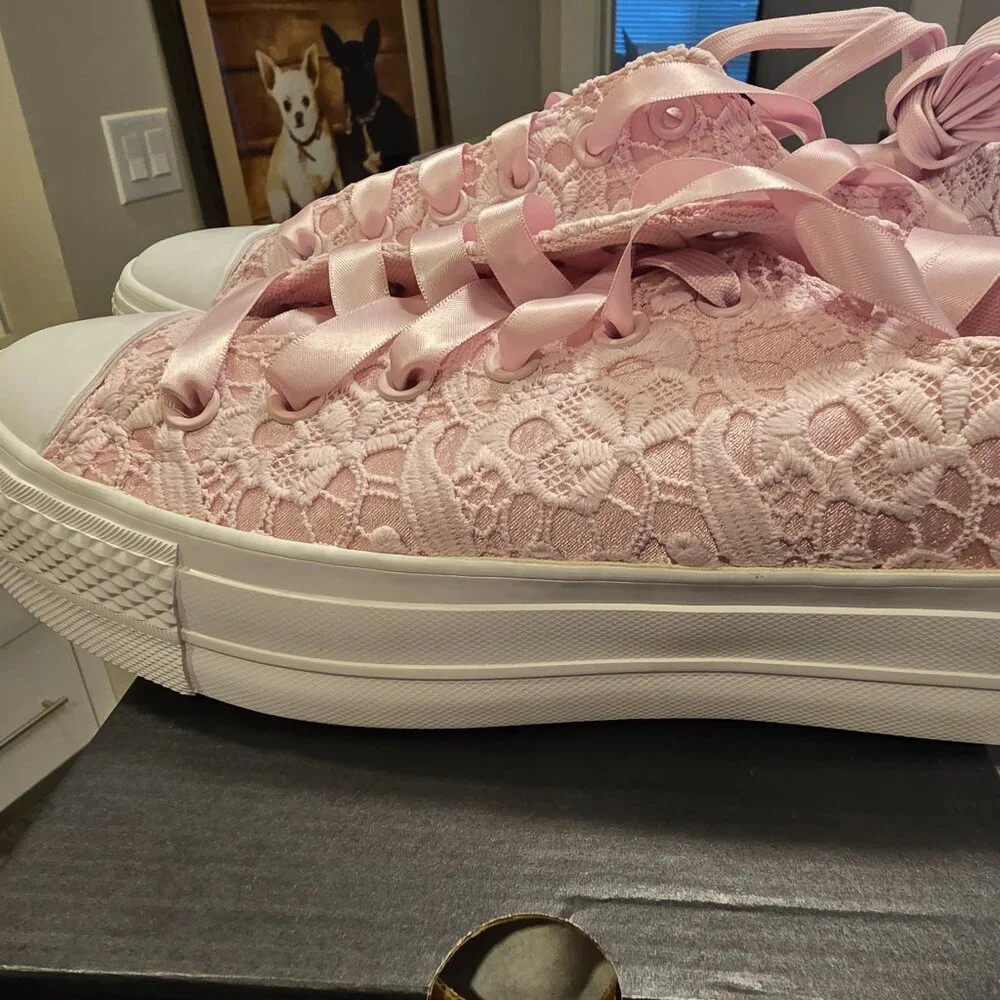 Converse - Women's Chuck Taylor All Star Lace Low Top Shoes (A15006C) Pink SZ 10 - Picture 4 of 12